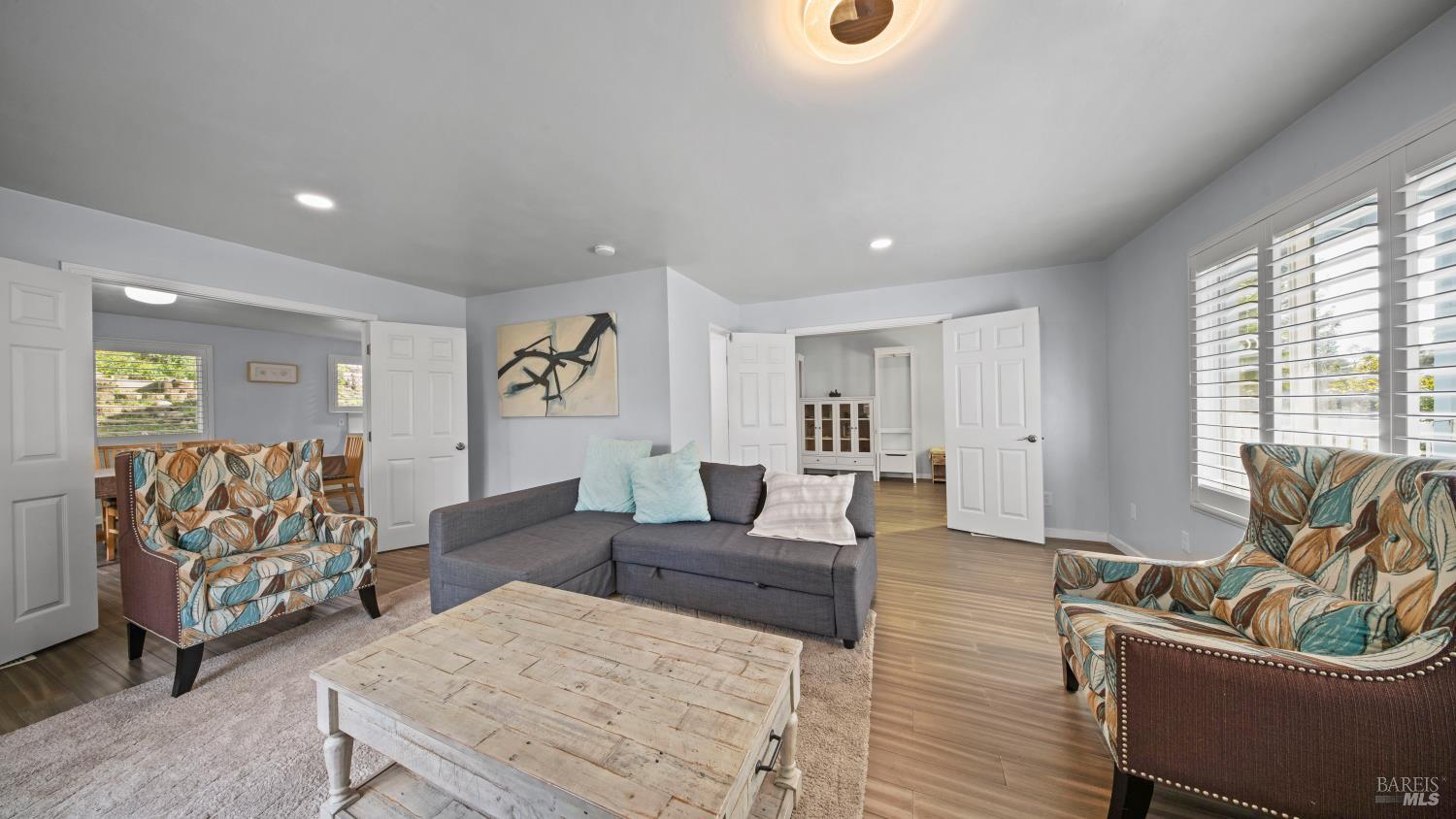 Detail Gallery Image 7 of 51 For 3348 Terra Linda Dr, Santa Rosa,  CA 95404 - 4 Beds | 5 Baths