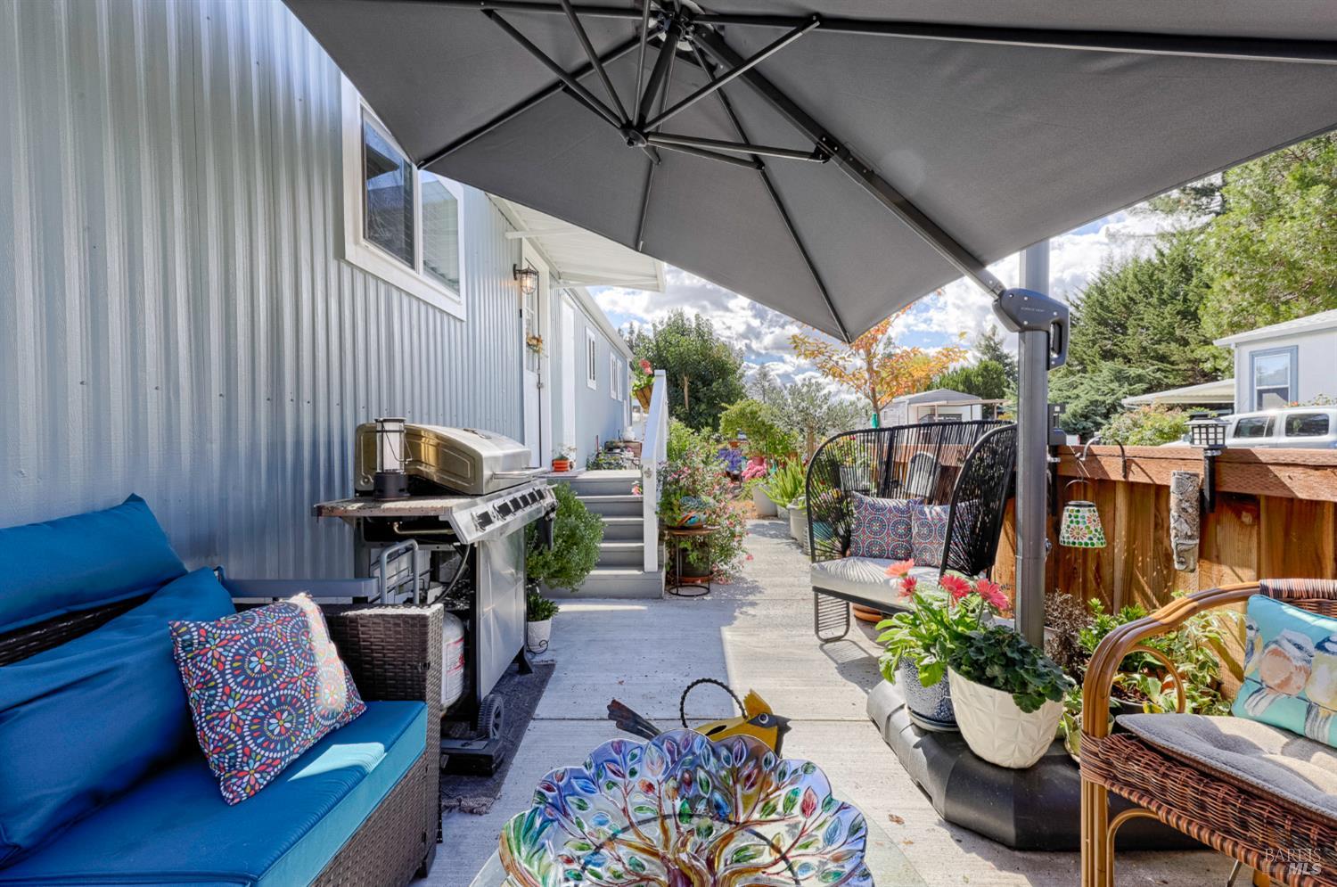 Detail Gallery Image 24 of 26 For 211 Apple Ln, Rohnert Park,  CA 94928 - 2 Beds | 2 Baths