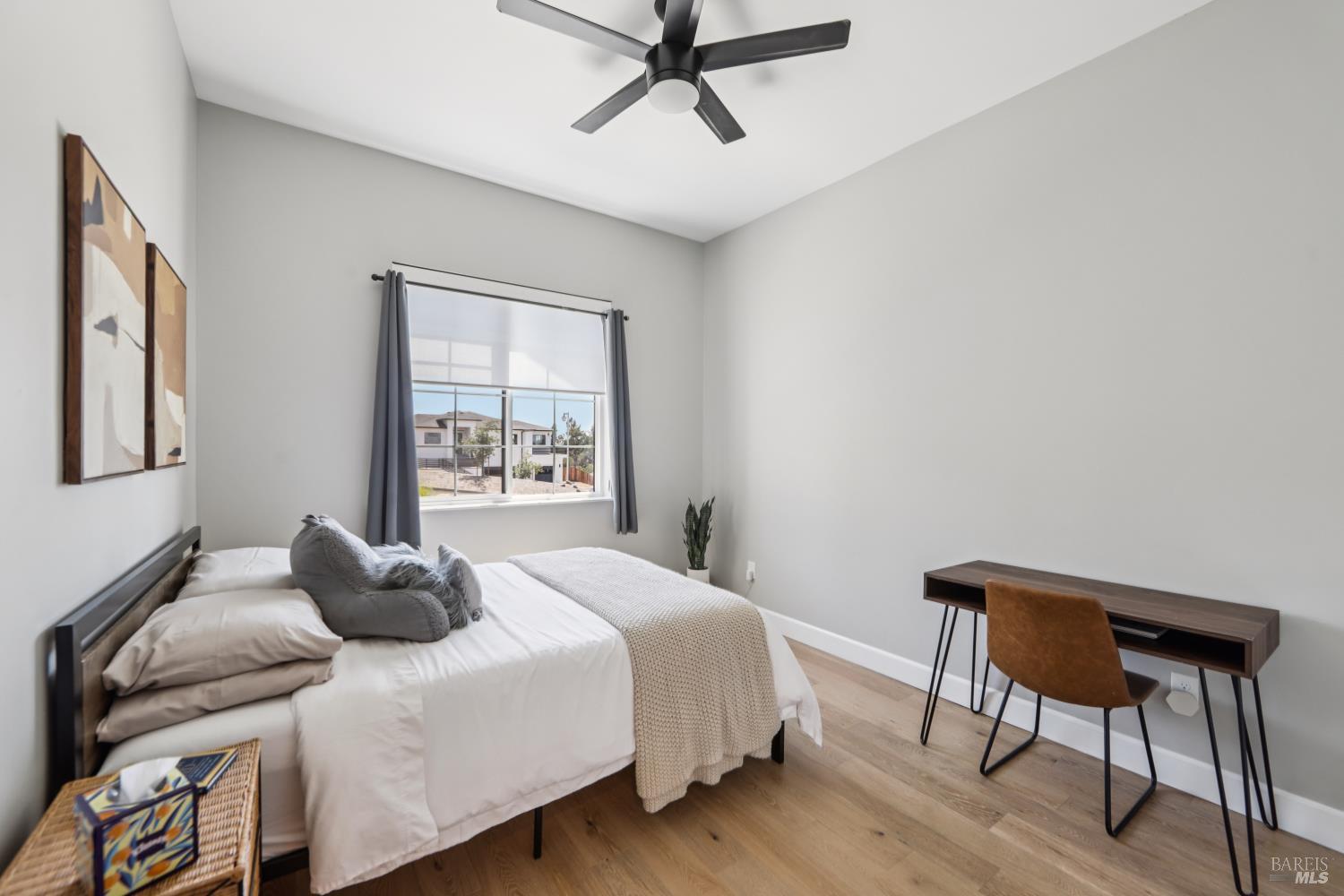 Detail Gallery Image 30 of 50 For 3675 Wyndemere Cir, Santa Rosa,  CA 95403 - 3 Beds | 3 Baths