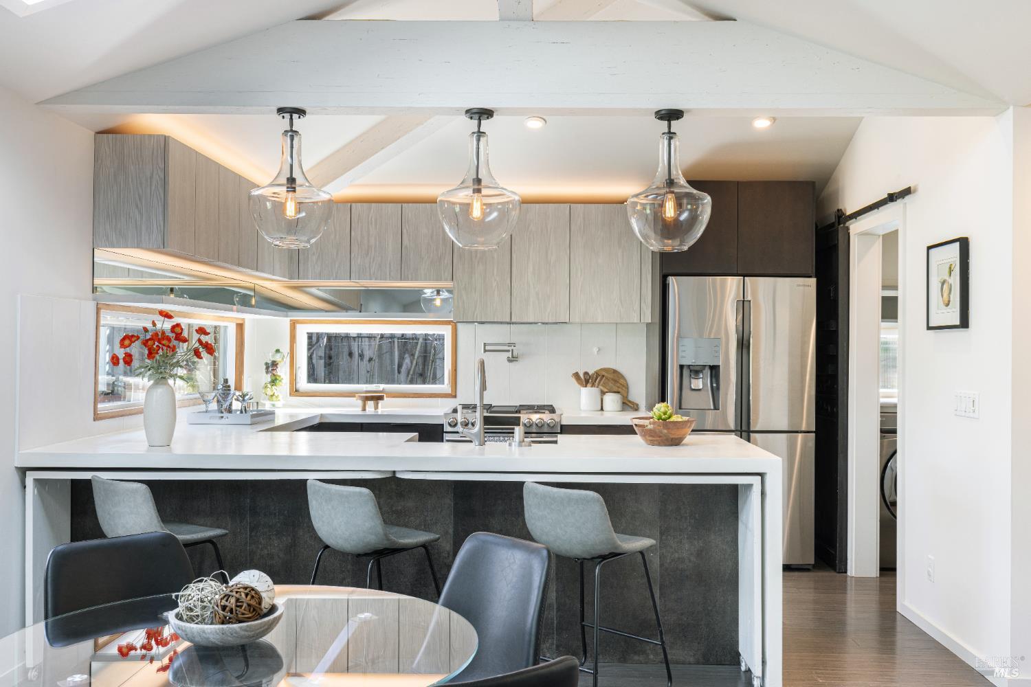 Detail Gallery Image 6 of 26 For 3776 Norfolk St, Napa,  CA 94558 - 3 Beds | 2 Baths