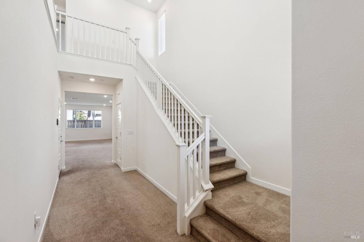 Detail Gallery Image 2 of 40 For 1336 Renewal Ln, Fairfield,  CA 94533 - 4 Beds | 3 Baths