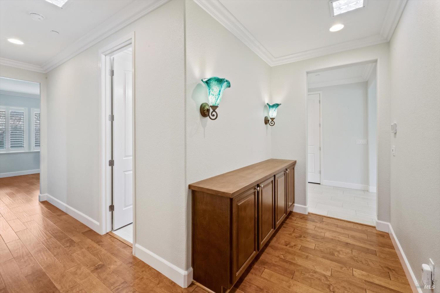 Detail Gallery Image 24 of 74 For 2036 Newcastle Dr, Vacaville,  CA 95687 - 3 Beds | 3 Baths