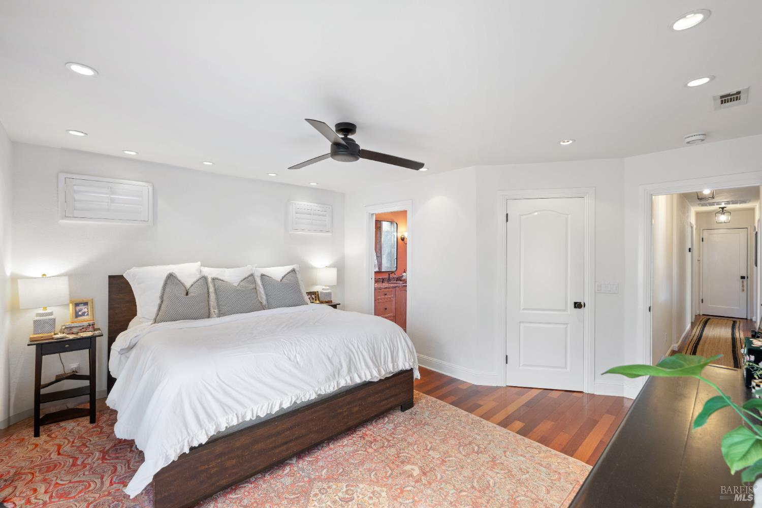 Detail Gallery Image 13 of 43 For 337 Bettencourt St, Sonoma,  CA 95476 - 3 Beds | 2 Baths