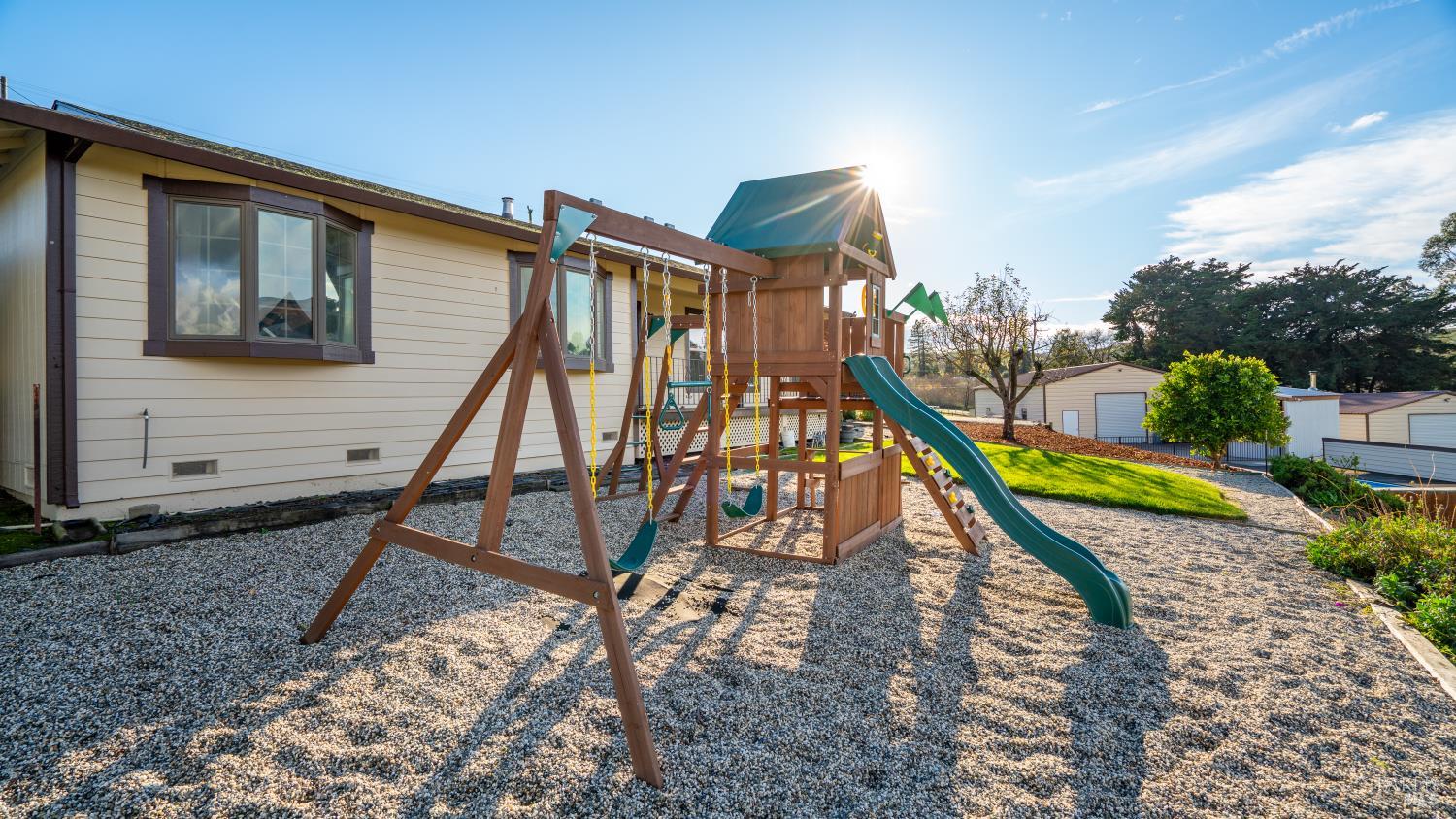 Detail Gallery Image 26 of 57 For 9130 Water Rd, Cotati,  CA 94931 - 3 Beds | 2/1 Baths