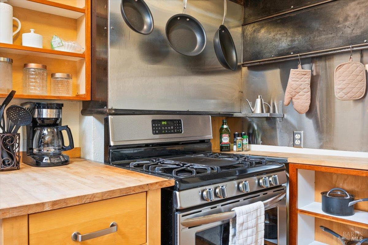 Detail Gallery Image 46 of 56 For 320 Center St, Healdsburg,  CA 95448 - – Beds | – Baths