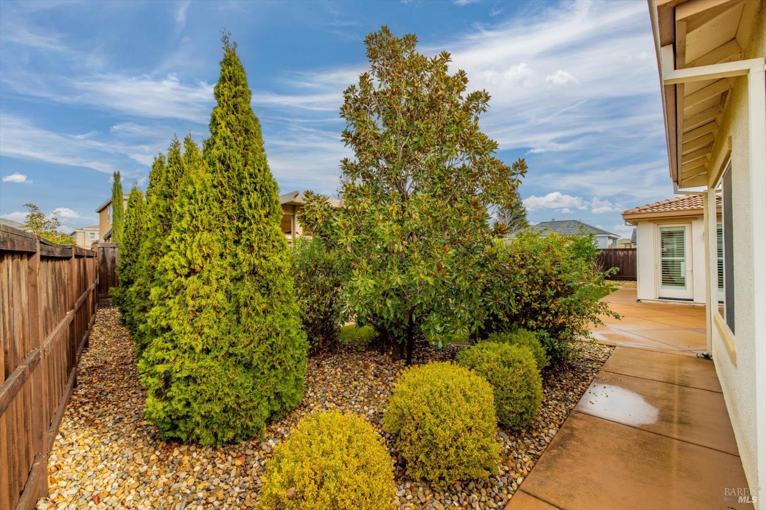 Detail Gallery Image 67 of 74 For 2036 Newcastle Dr, Vacaville,  CA 95687 - 3 Beds | 3 Baths