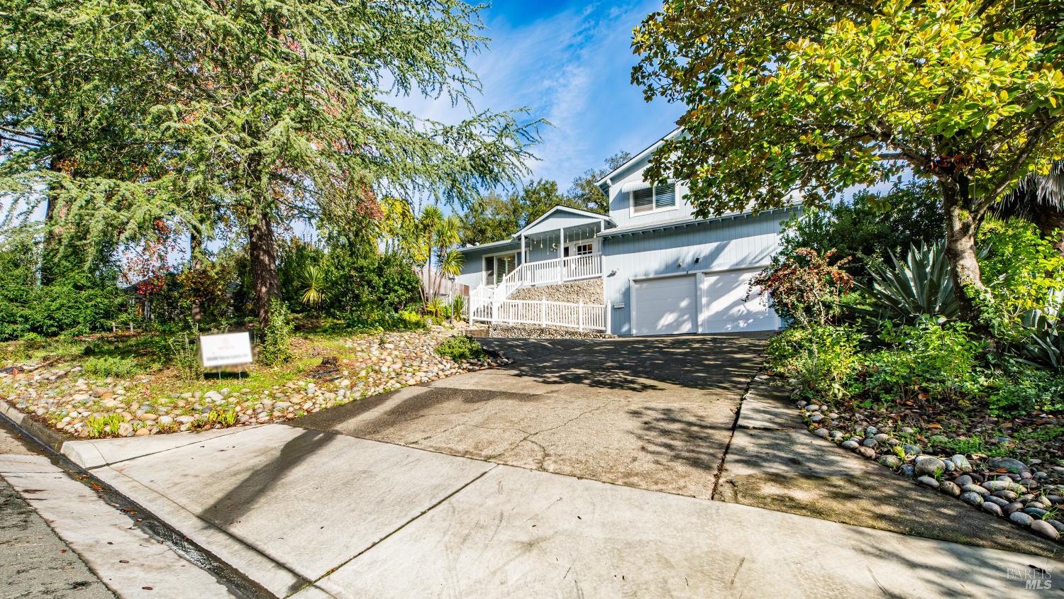 Detail Gallery Image 2 of 51 For 3348 Terra Linda Dr, Santa Rosa,  CA 95404 - 4 Beds | 5 Baths