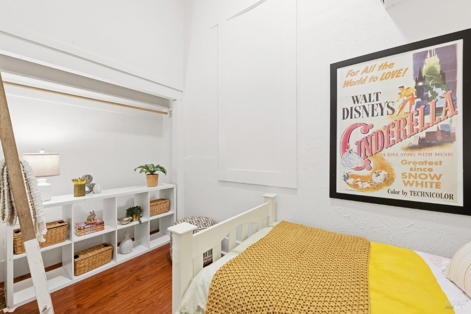 Detail Gallery Image 7 of 29 For 619 B St, San Rafael,  CA 94901 - 2 Beds | 1 Baths