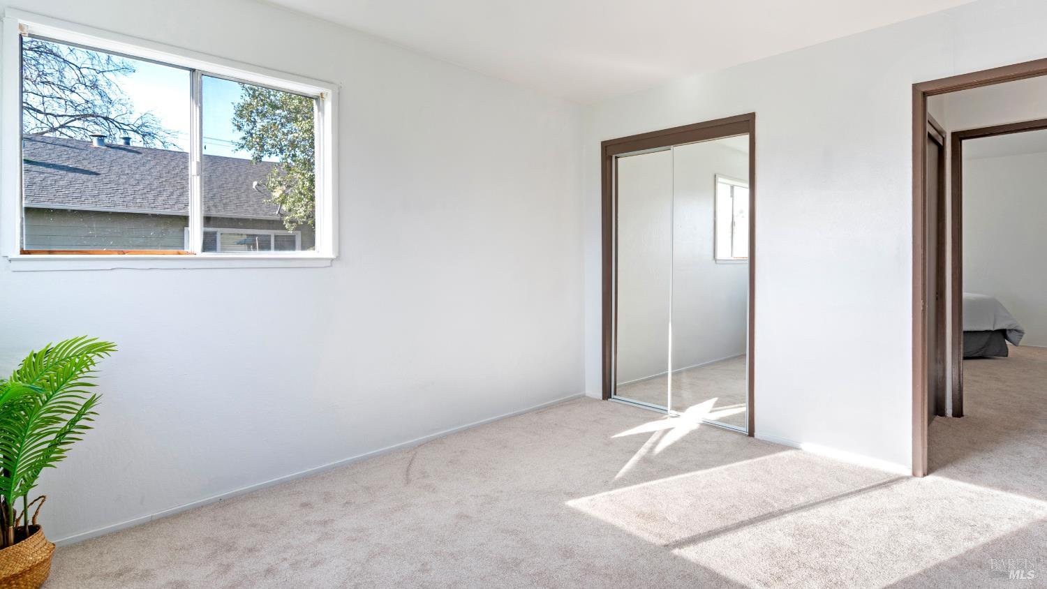 Detail Gallery Image 21 of 34 For 1680 Russell Ave, Santa Rosa,  CA 95403 - 4 Beds | 3 Baths