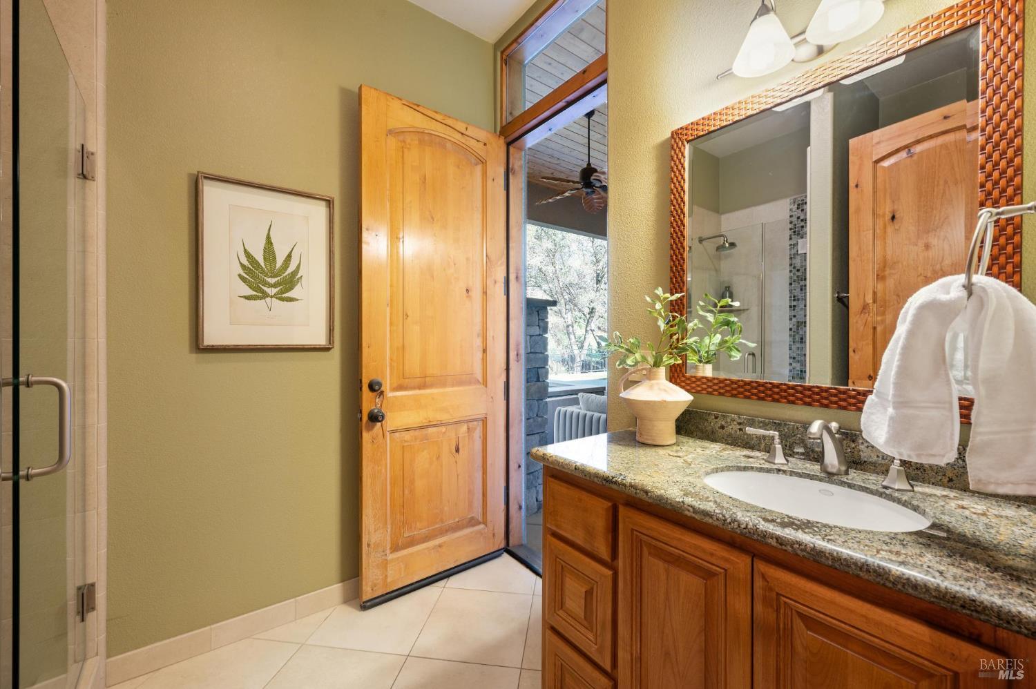 Detail Gallery Image 28 of 40 For 548 Fairway Dr, Novato,  CA 94949 - 5 Beds | 5 Baths