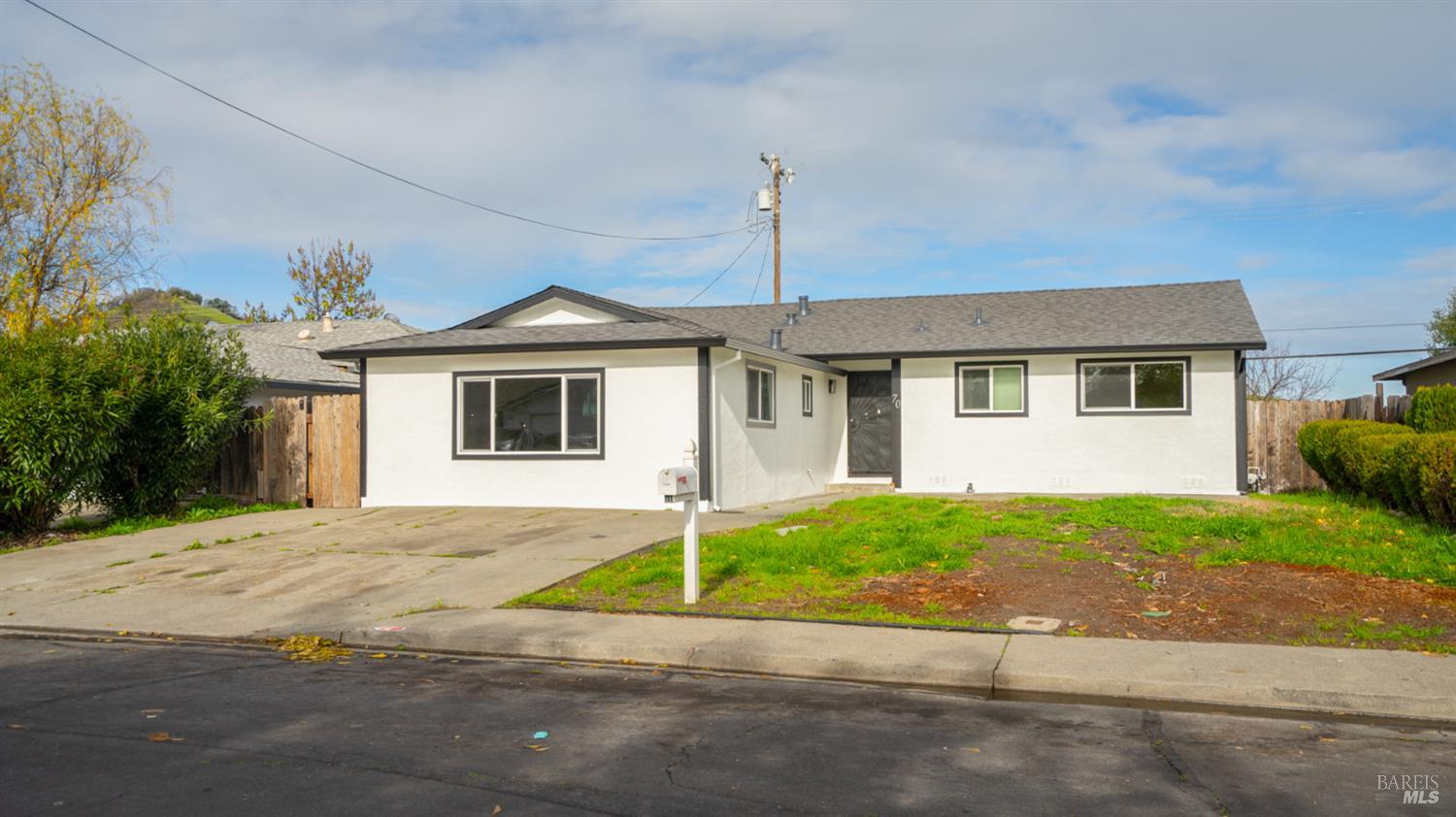 Front Image Thumbnail for BA326000063