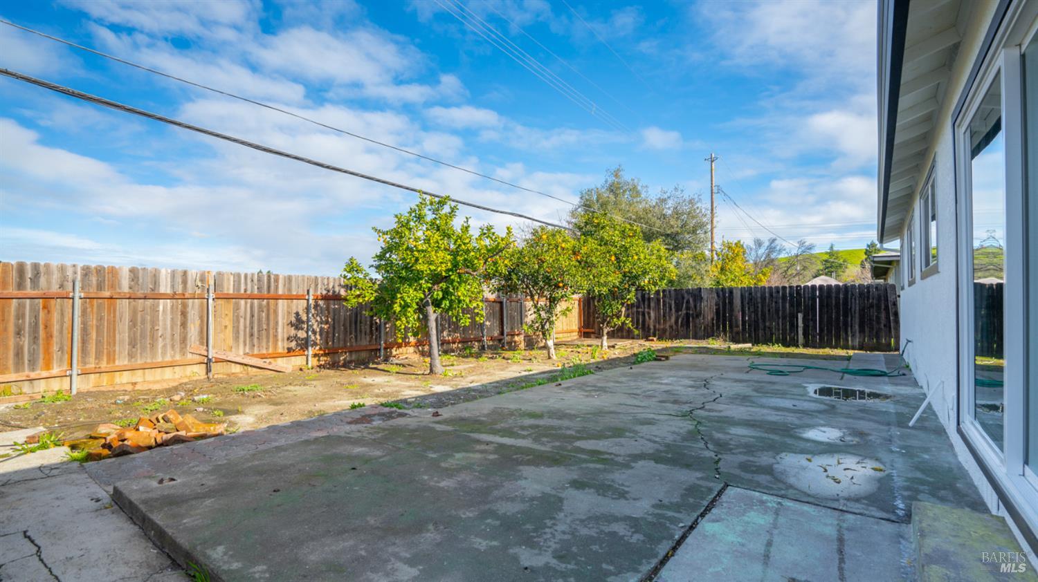 Detail Gallery Image 27 of 30 For 70 Manzanita Dr, Vacaville,  CA 95688 - 4 Beds | 2 Baths