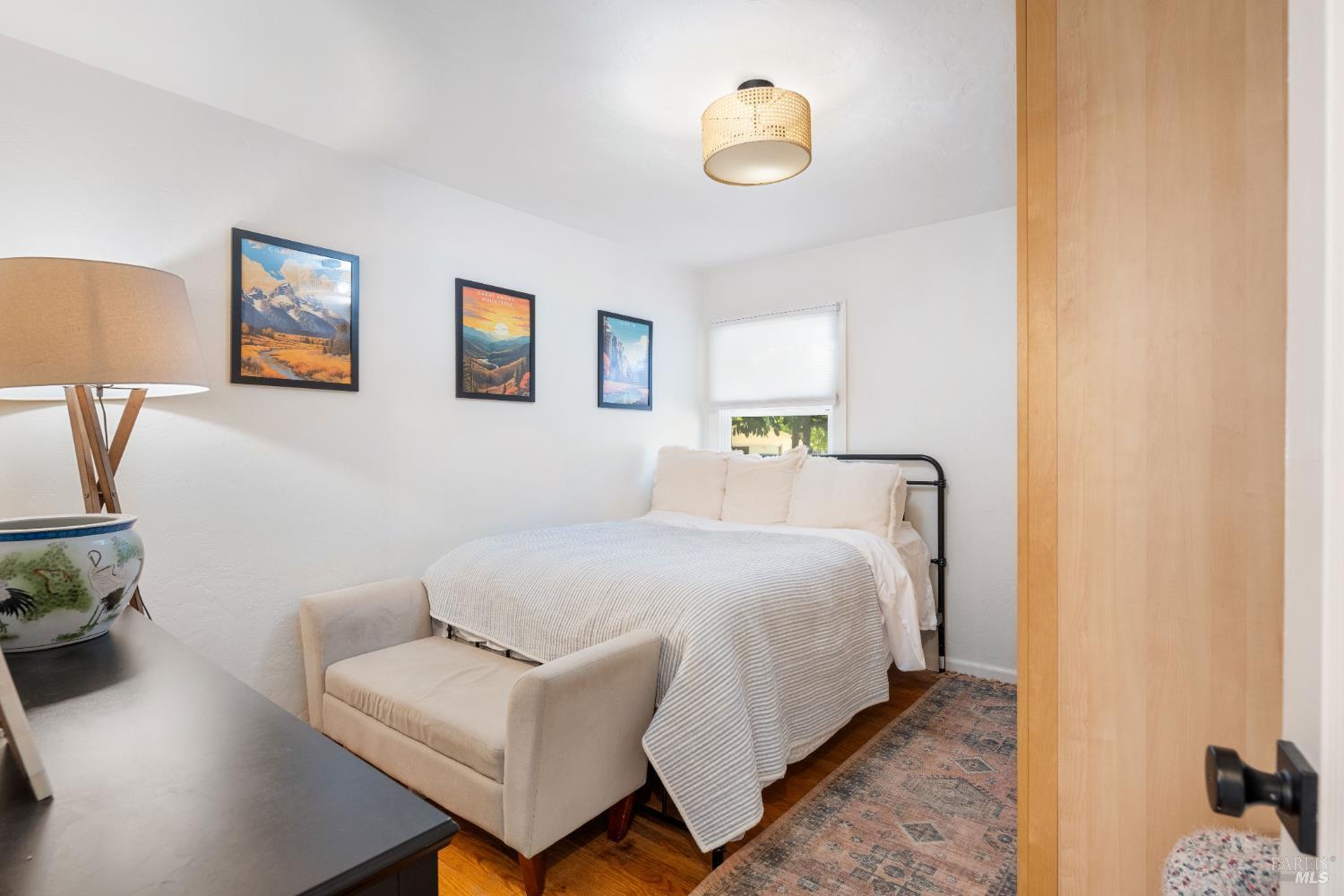 Detail Gallery Image 10 of 43 For 337 Bettencourt St, Sonoma,  CA 95476 - 3 Beds | 2 Baths