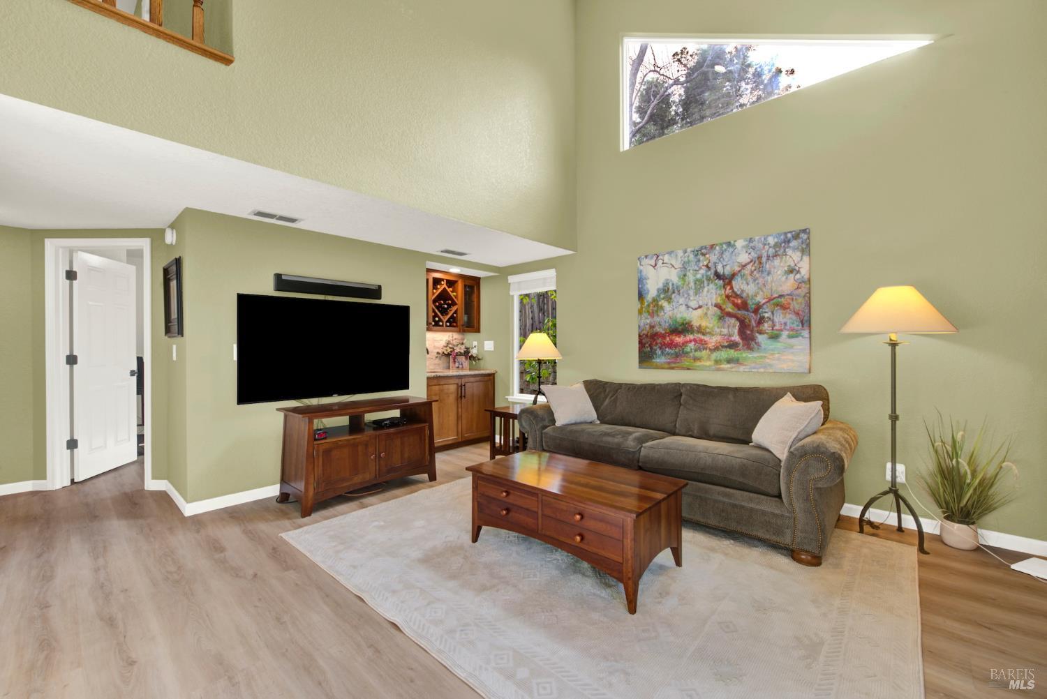 Detail Gallery Image 40 of 93 For 318 Kilgarvan Ct, Vacaville,  CA 95688 - 4 Beds | 3 Baths