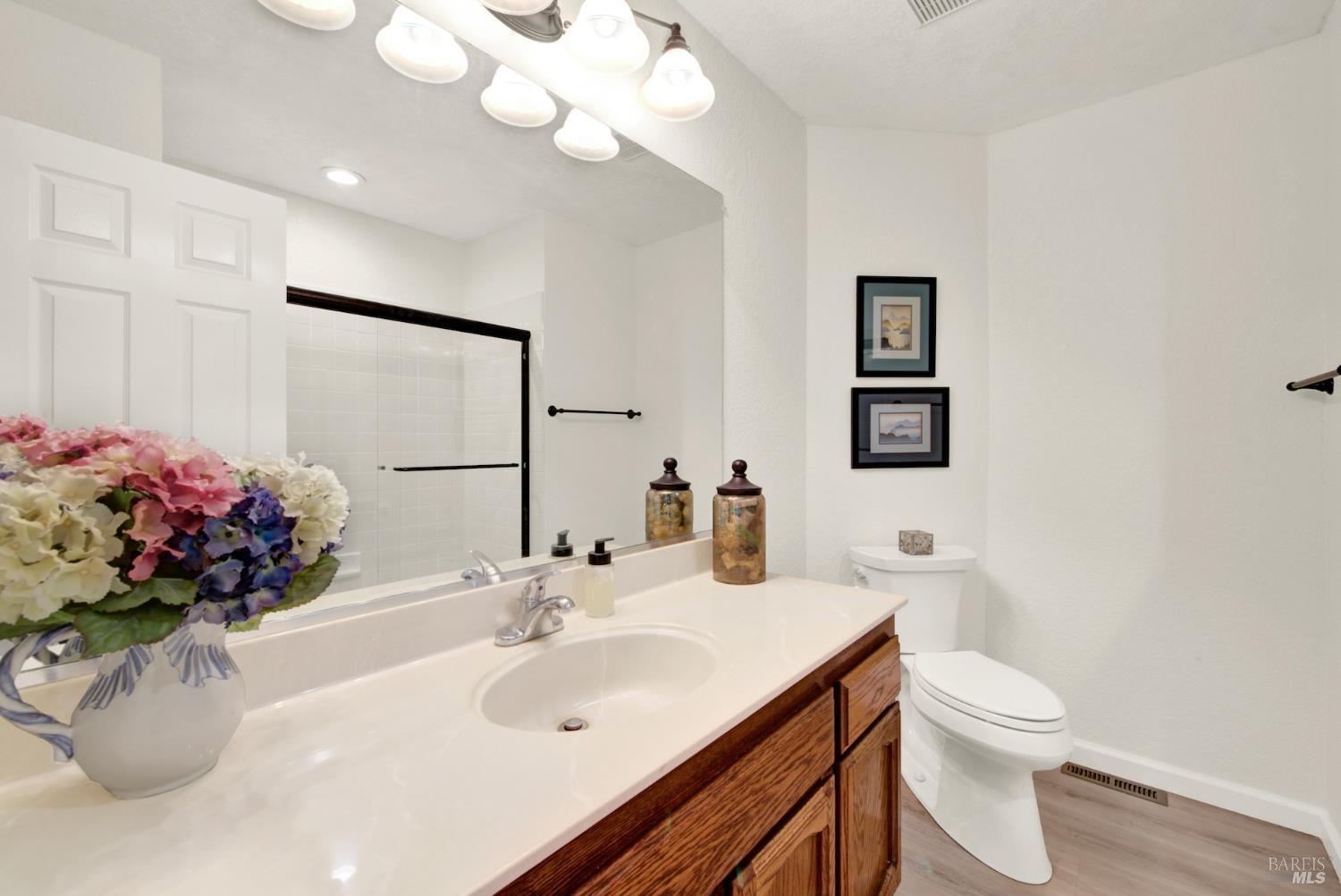 Detail Gallery Image 65 of 93 For 318 Kilgarvan Ct, Vacaville,  CA 95688 - 4 Beds | 3 Baths