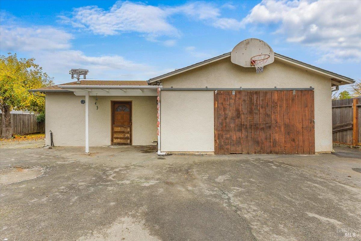 Detail Gallery Image 41 of 43 For 911 Harold Ln, Healdsburg,  CA 95448 - 3 Beds | 2 Baths