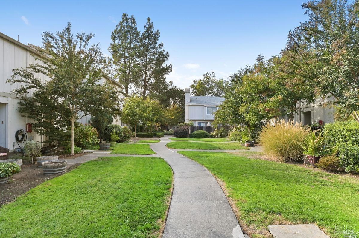 Front Image Thumbnail for BA326000960