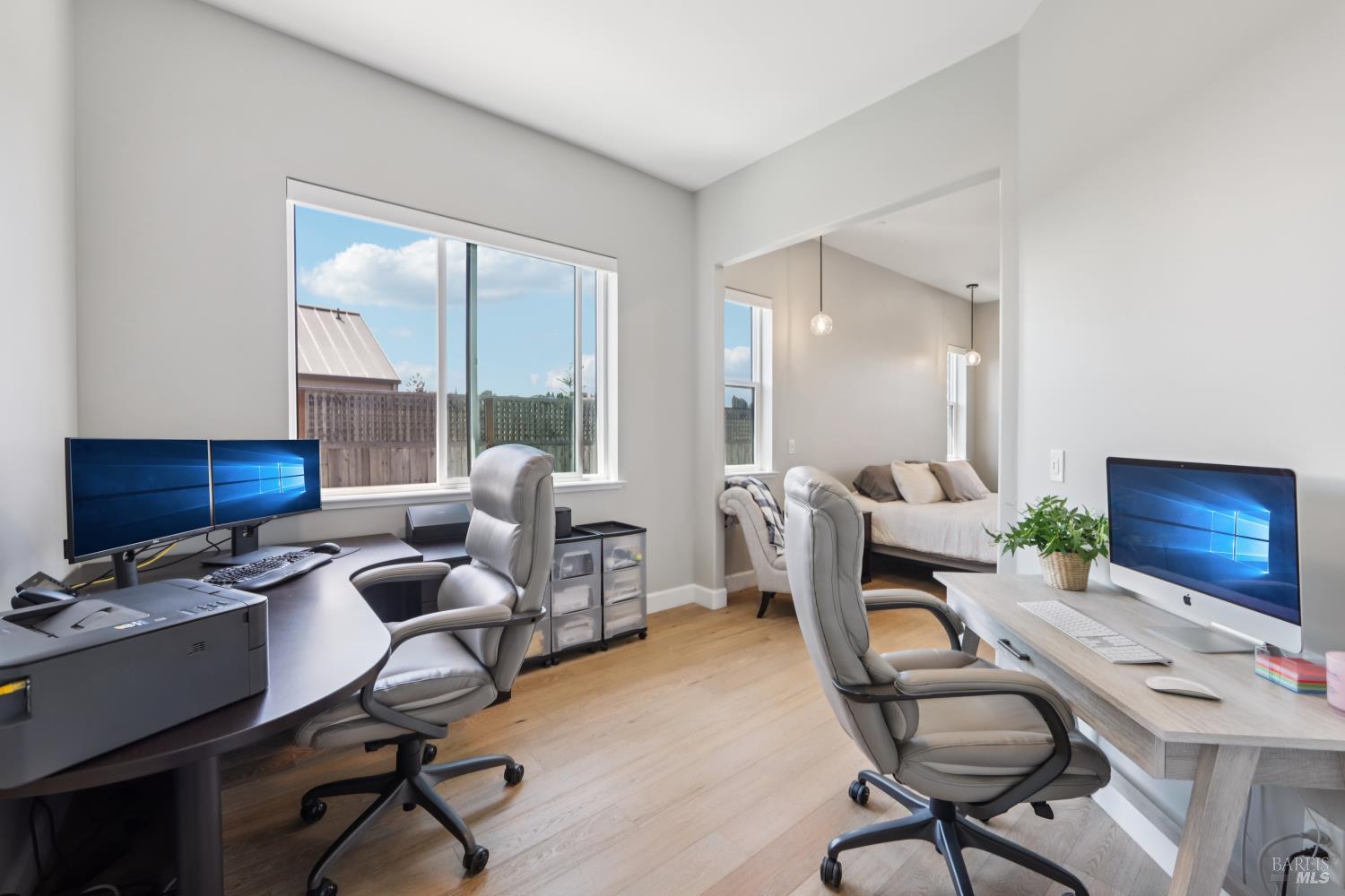 Detail Gallery Image 24 of 50 For 3675 Wyndemere Cir, Santa Rosa,  CA 95403 - 3 Beds | 3 Baths