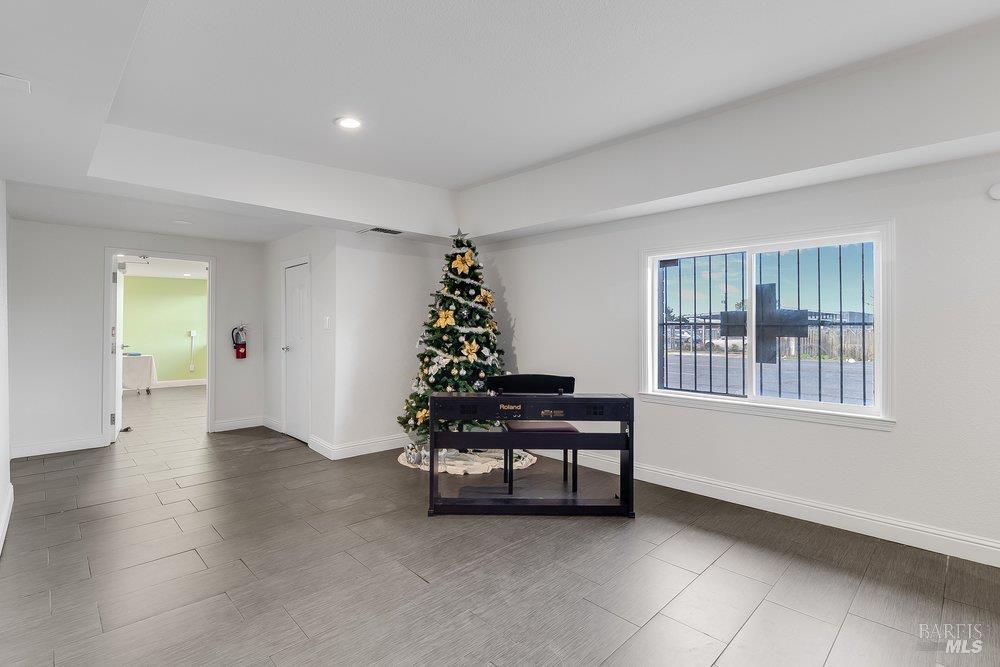 Detail Gallery Image 24 of 43 For 1966 Broadway St, Vallejo,  CA 94589 - – Beds | – Baths