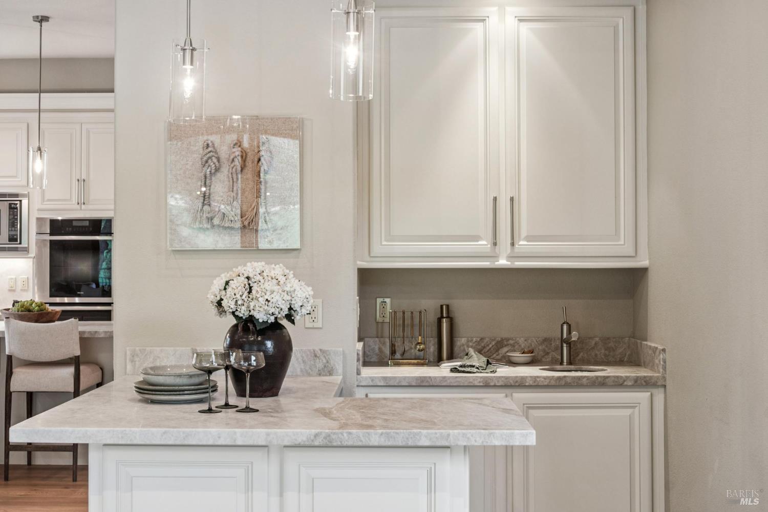 Detail Gallery Image 20 of 40 For 548 Fairway Dr, Novato,  CA 94949 - 5 Beds | 5 Baths