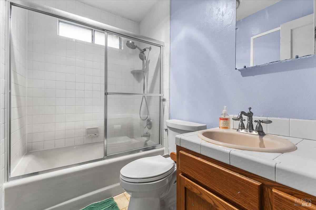 Detail Gallery Image 32 of 43 For 911 Harold Ln, Healdsburg,  CA 95448 - 3 Beds | 2 Baths