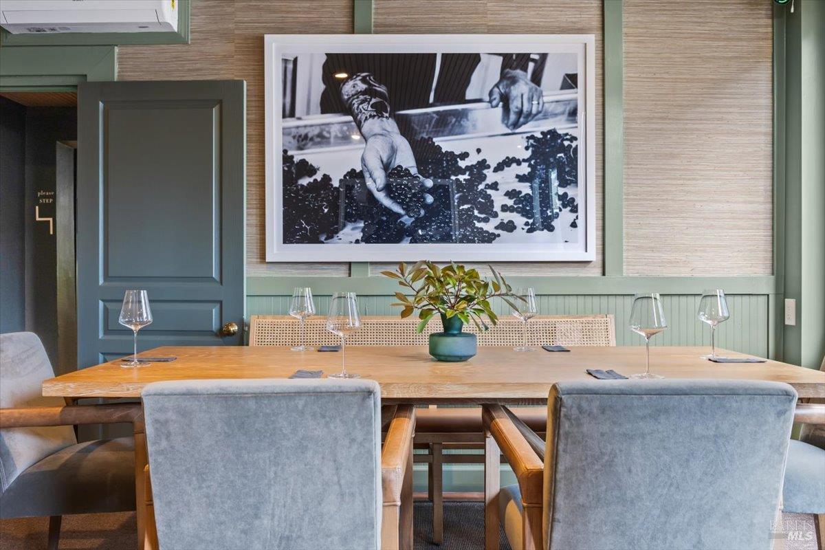 Detail Gallery Image 25 of 56 For 320 Center St, Healdsburg,  CA 95448 - – Beds | – Baths