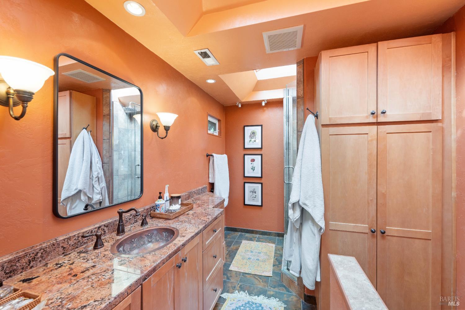 Detail Gallery Image 16 of 43 For 337 Bettencourt St, Sonoma,  CA 95476 - 3 Beds | 2 Baths