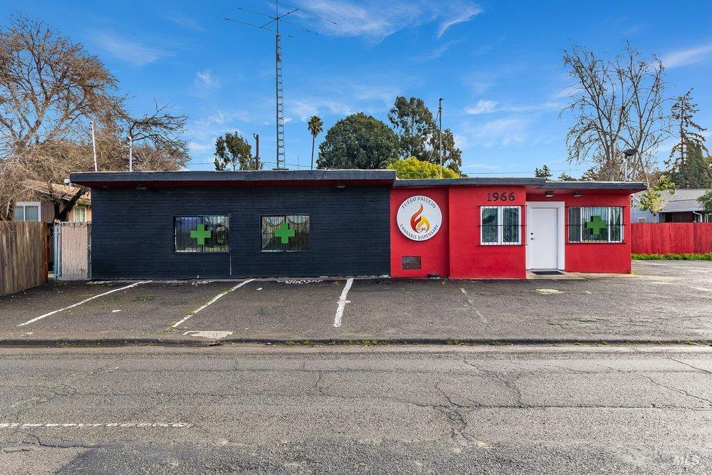 Front Image Thumbnail for BA325104482