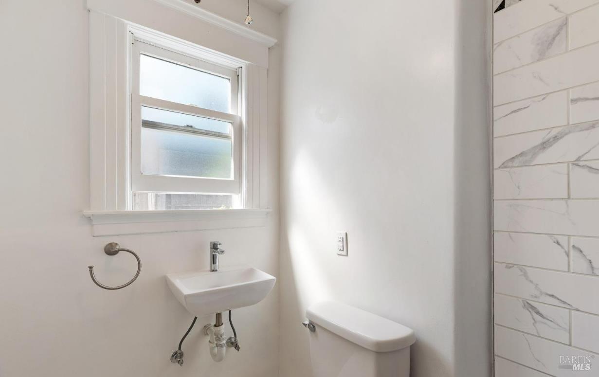 Detail Gallery Image 7 of 8 For Address Is Not Disclosed,  Vallejo,  CA 94590 - 1 Beds | 1 Baths