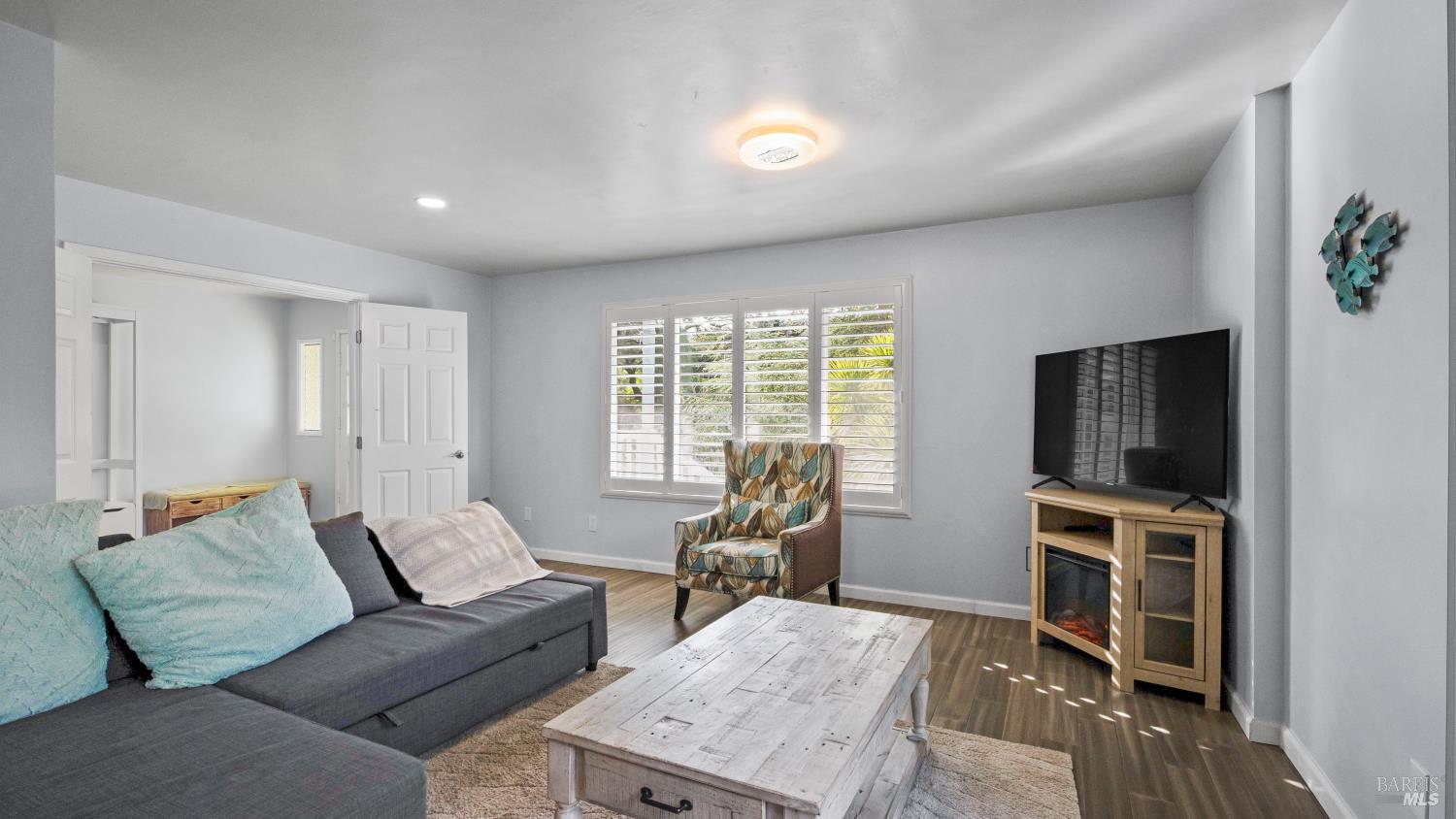 Detail Gallery Image 9 of 51 For 3348 Terra Linda Dr, Santa Rosa,  CA 95404 - 4 Beds | 5 Baths