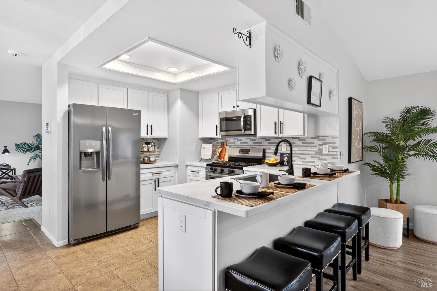 Detail Gallery Image 15 of 66 For 125 Easson Ct, Vallejo,  CA 94591 - 3 Beds | 2 Baths