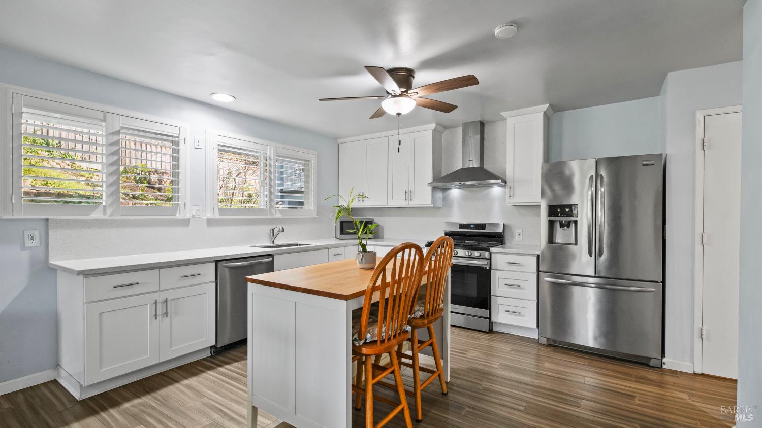 Detail Gallery Image 12 of 51 For 3348 Terra Linda Dr, Santa Rosa,  CA 95404 - 4 Beds | 5 Baths