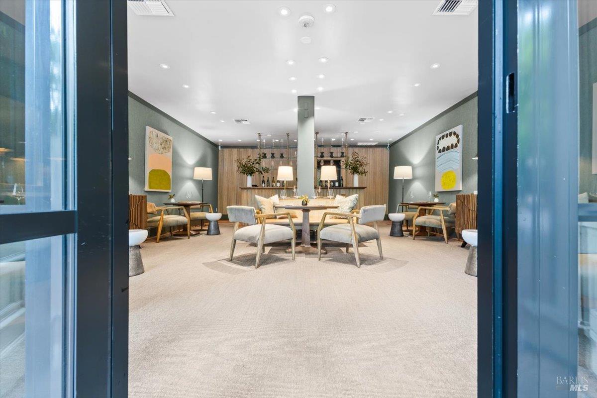 Detail Gallery Image 5 of 56 For 320 Center St, Healdsburg,  CA 95448 - – Beds | – Baths