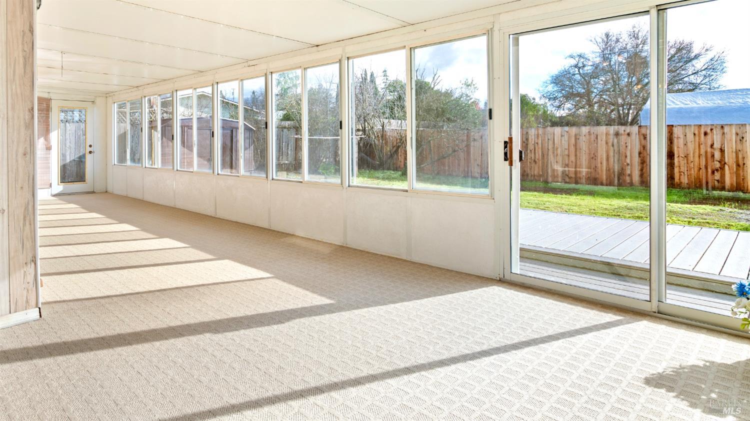 Detail Gallery Image 9 of 34 For 1680 Russell Ave, Santa Rosa,  CA 95403 - 4 Beds | 3 Baths