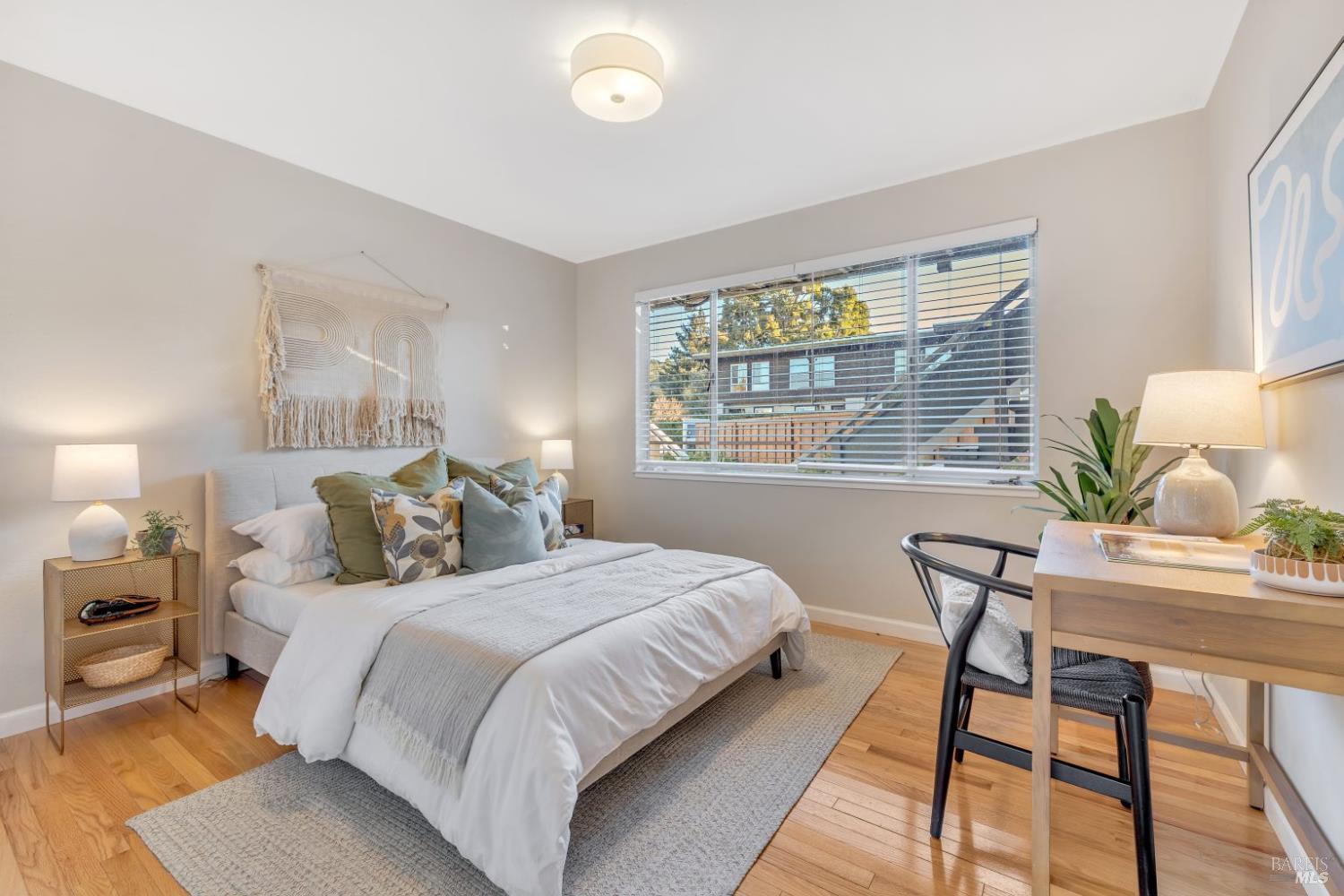 Detail Gallery Image 7 of 25 For 61 Pixley Ave #3,  Corte Madera,  CA 94925 - 2 Beds | 1 Baths