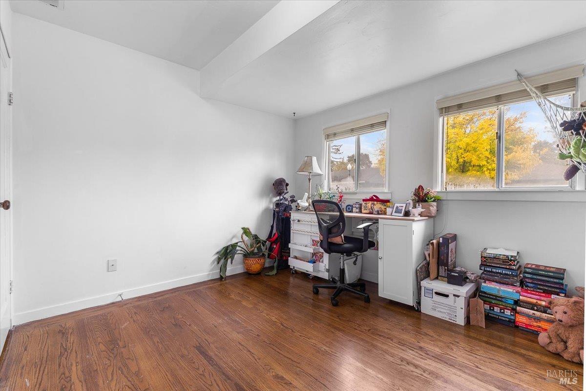 Detail Gallery Image 26 of 43 For 911 Harold Ln, Healdsburg,  CA 95448 - 3 Beds | 2 Baths