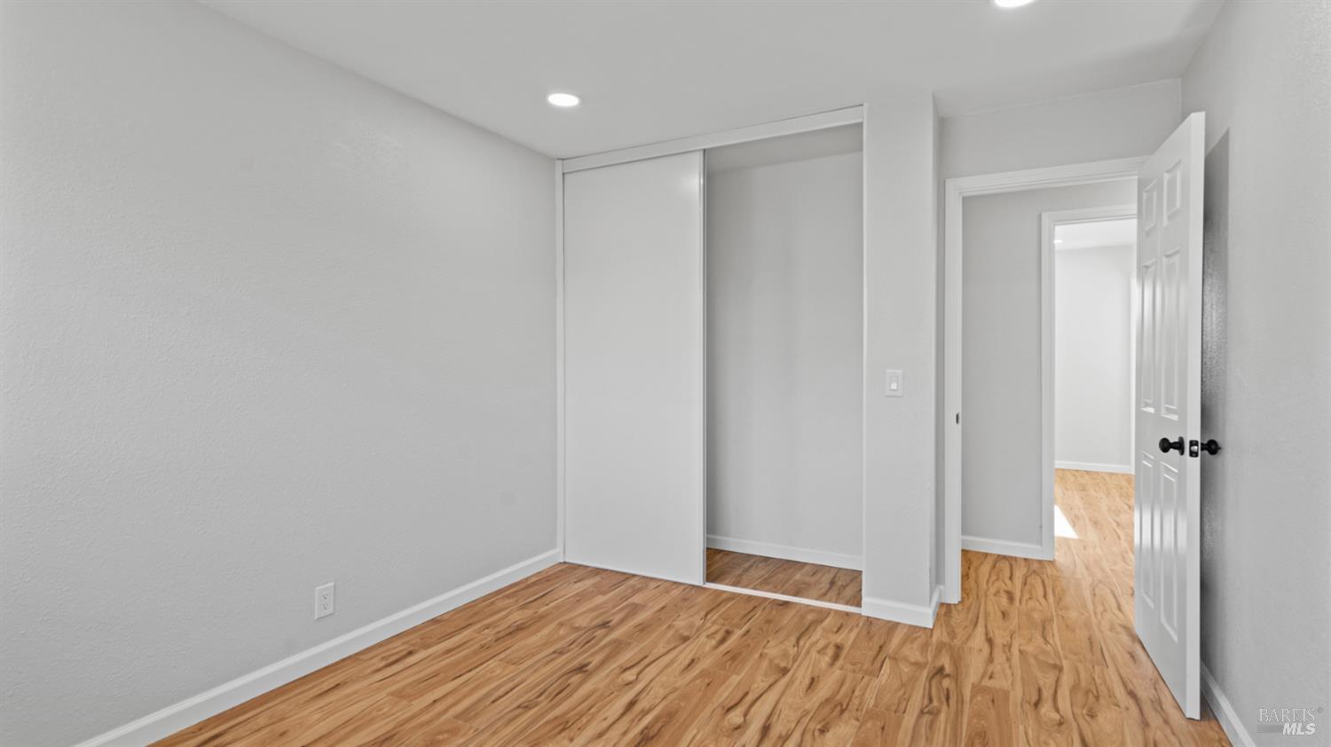 Detail Gallery Image 21 of 30 For 70 Manzanita Dr, Vacaville,  CA 95688 - 4 Beds | 2 Baths