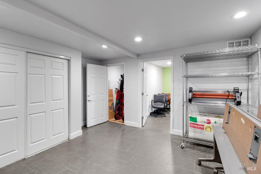 Detail Gallery Image 15 of 43 For 1966 Broadway St, Vallejo,  CA 94589 - – Beds | – Baths