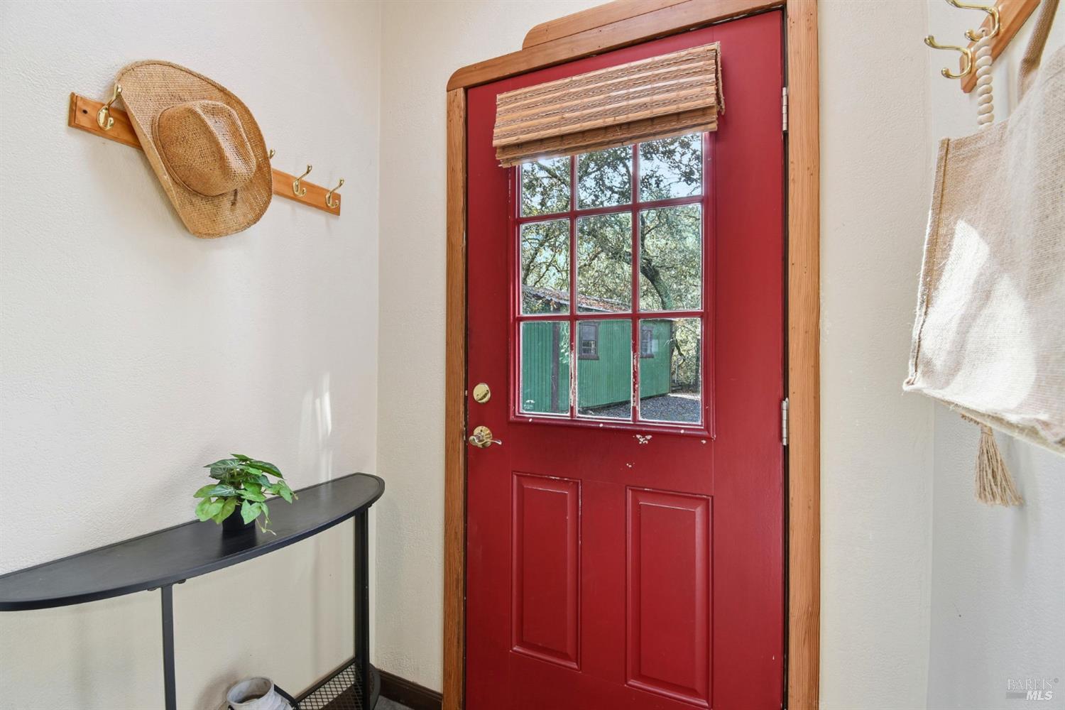 Detail Gallery Image 4 of 52 For 6825 Enterprise Rd, Glen Ellen,  CA 95442 - 2 Beds | 1 Baths