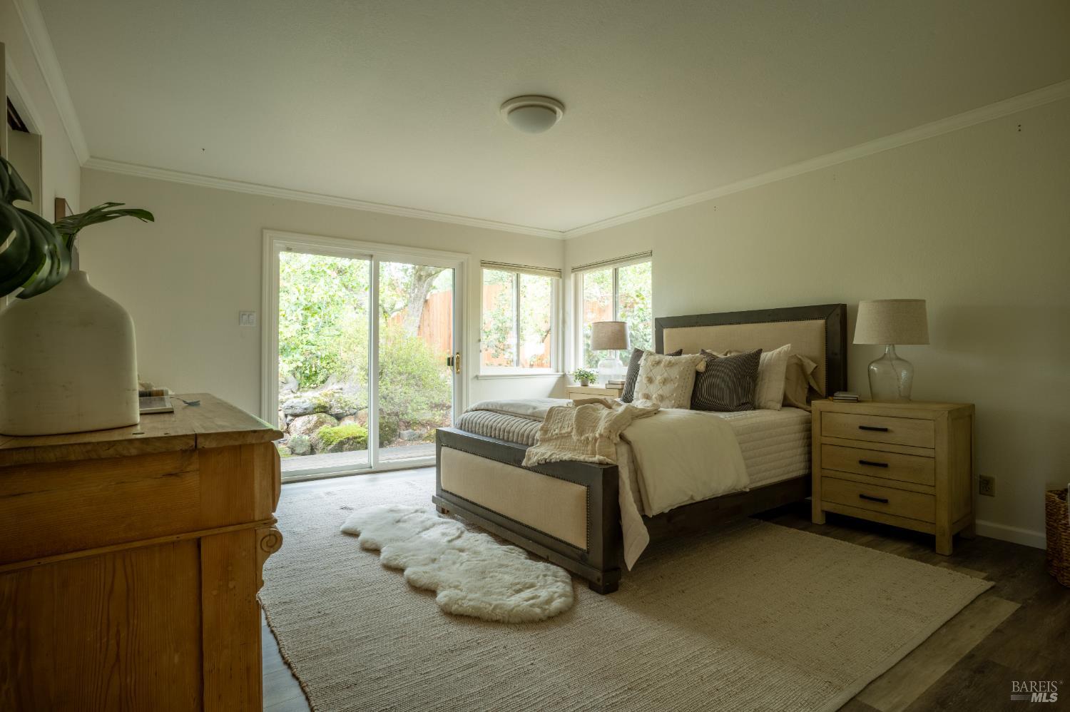 Detail Gallery Image 30 of 67 For 1205 Calle Del Arroyo Rd, Sonoma,  CA 95476 - 4 Beds | 3/1 Baths