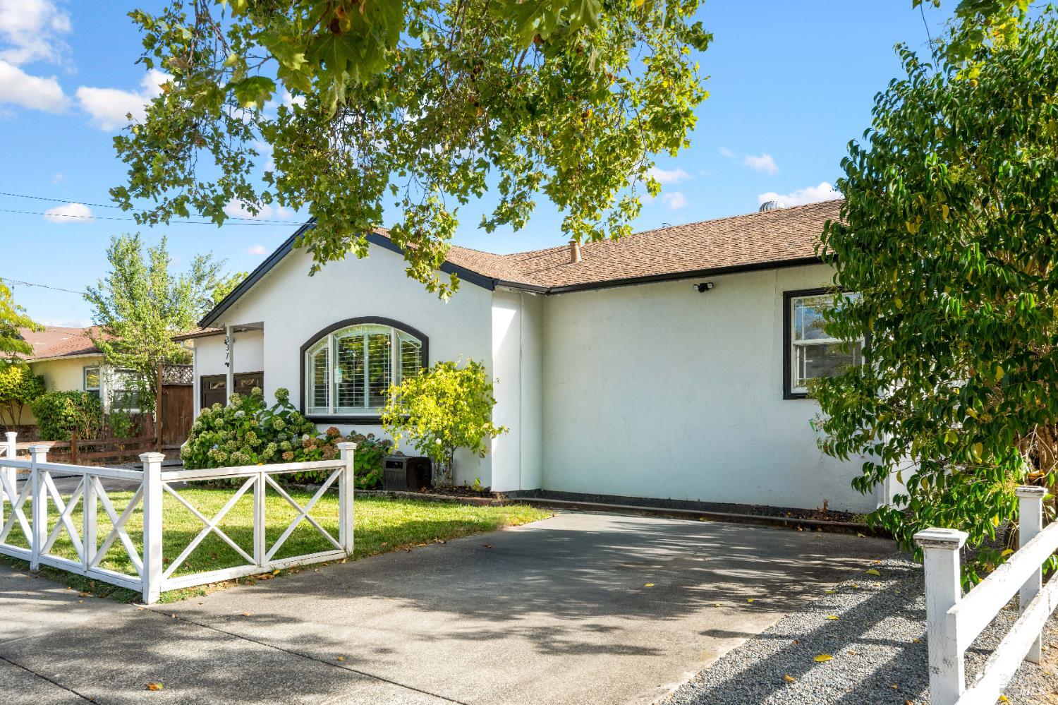 Detail Gallery Image 35 of 43 For 337 Bettencourt St, Sonoma,  CA 95476 - 3 Beds | 2 Baths