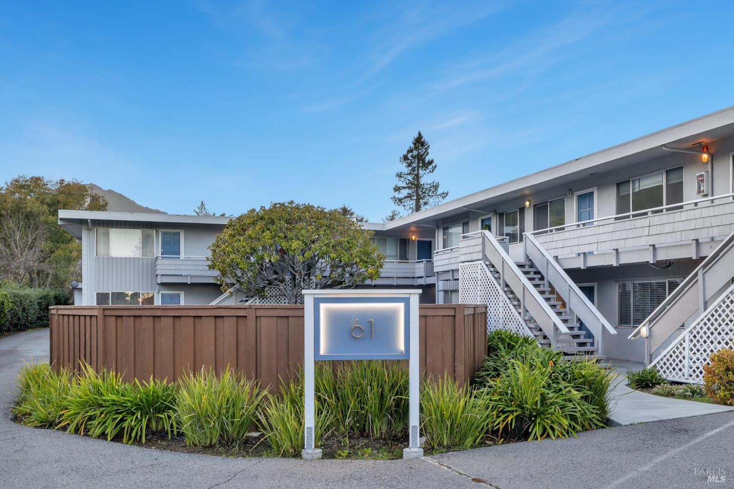 Detail Gallery Image 17 of 25 For 61 Pixley Ave #3,  Corte Madera,  CA 94925 - 2 Beds | 1 Baths