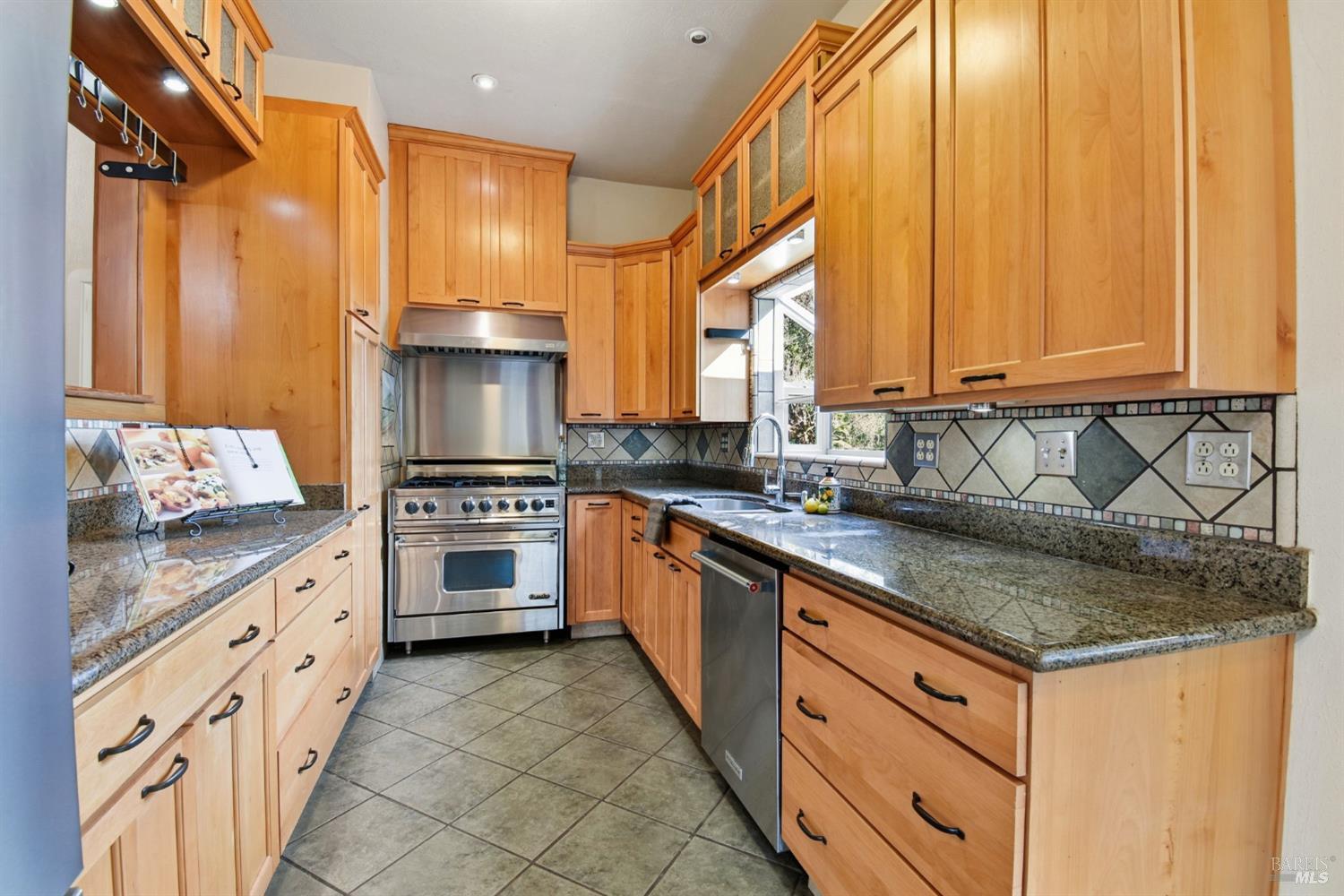 Detail Gallery Image 9 of 52 For 6825 Enterprise Rd, Glen Ellen,  CA 95442 - 2 Beds | 1 Baths