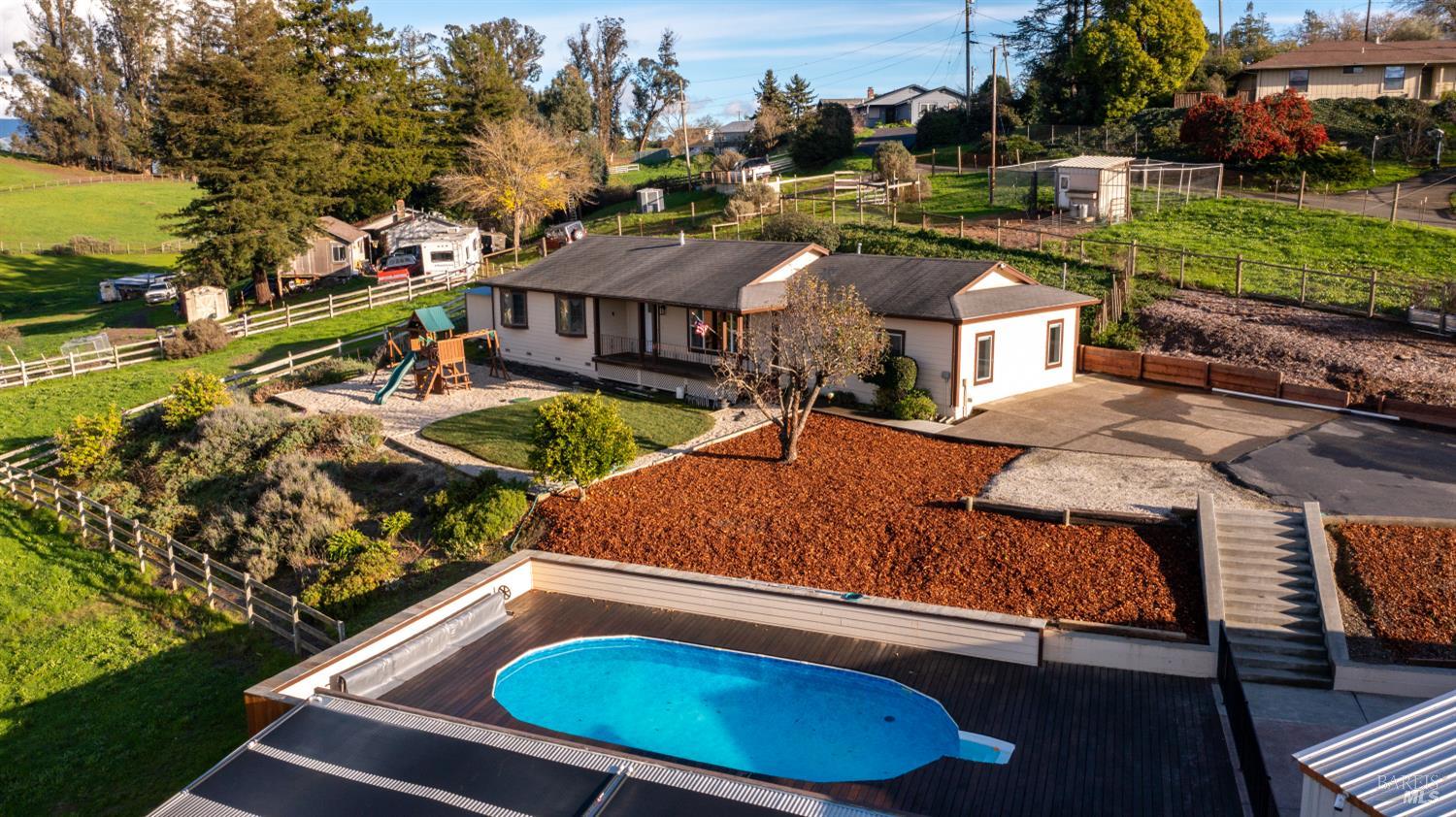 Detail Gallery Image 9 of 57 For 9130 Water Rd, Cotati,  CA 94931 - 3 Beds | 2/1 Baths