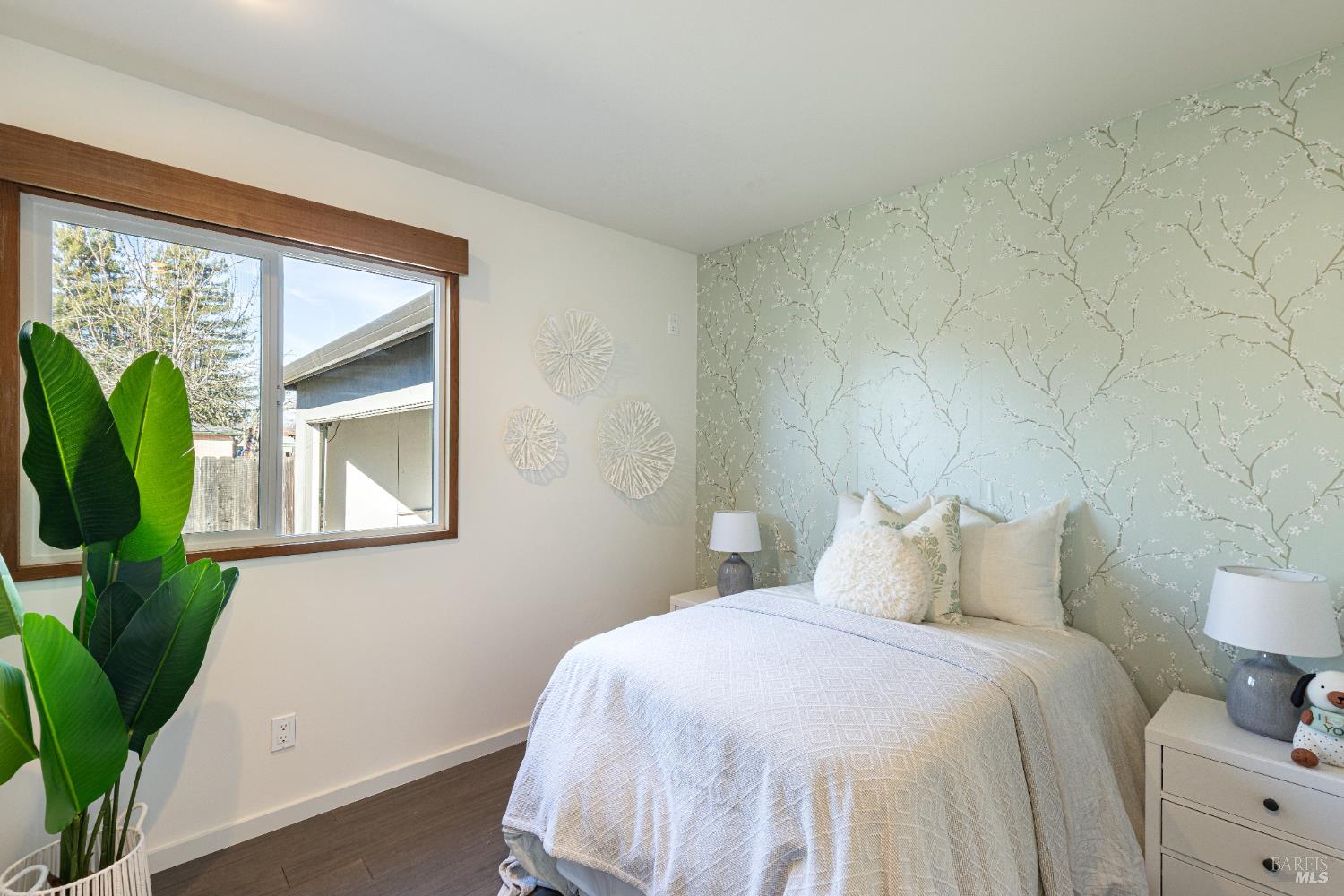 Detail Gallery Image 11 of 26 For 3776 Norfolk St, Napa,  CA 94558 - 3 Beds | 2 Baths