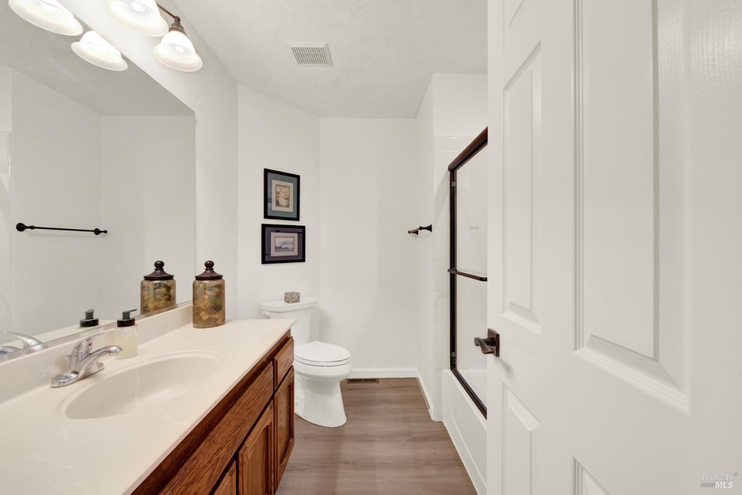 Detail Gallery Image 64 of 93 For 318 Kilgarvan Ct, Vacaville,  CA 95688 - 4 Beds | 3 Baths