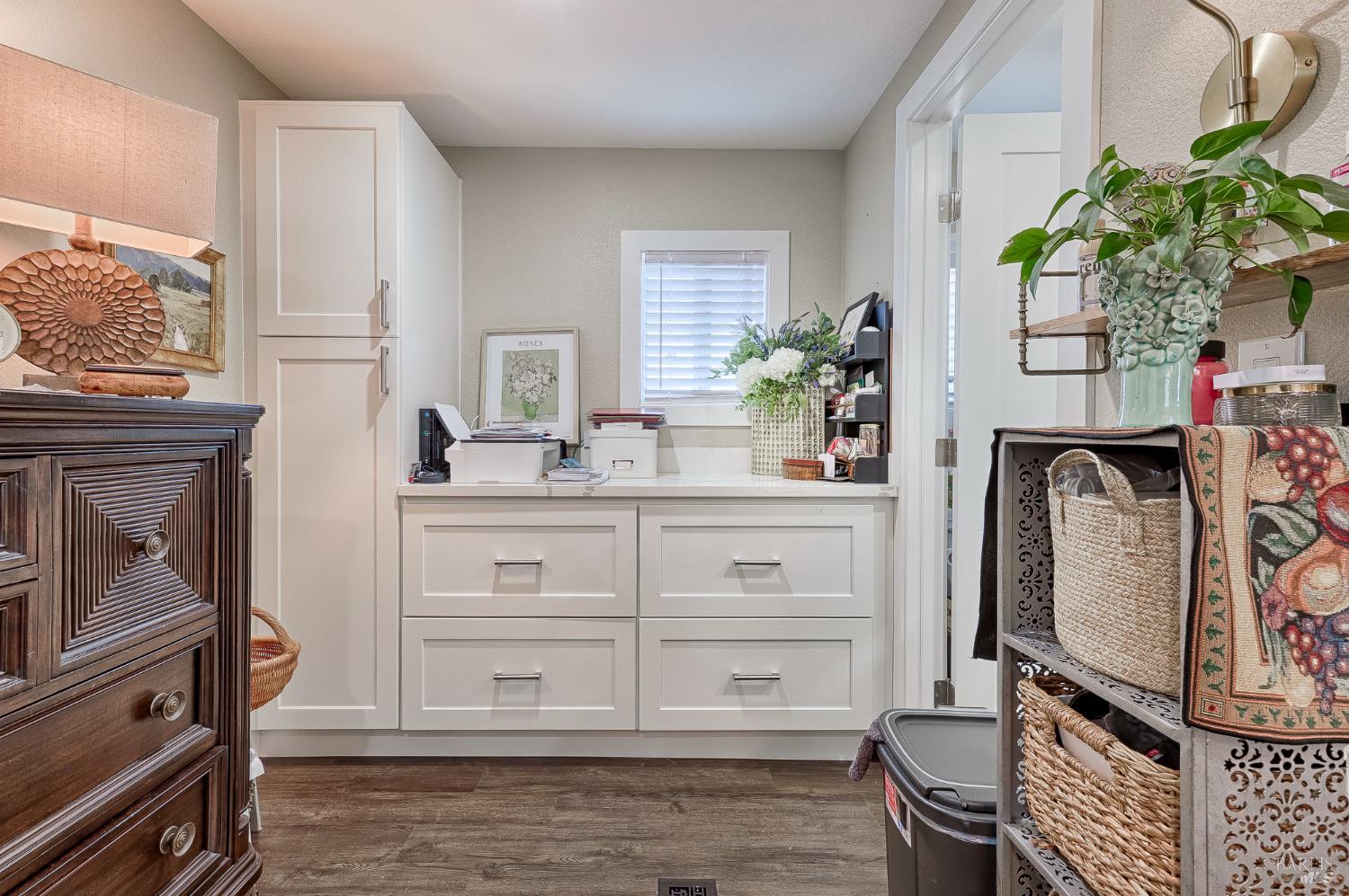 Detail Gallery Image 18 of 26 For 211 Apple Ln, Rohnert Park,  CA 94928 - 2 Beds | 2 Baths