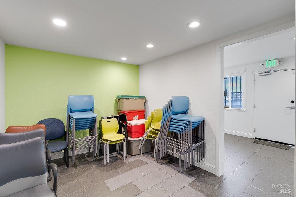 Detail Gallery Image 13 of 43 For 1966 Broadway St, Vallejo,  CA 94589 - – Beds | – Baths