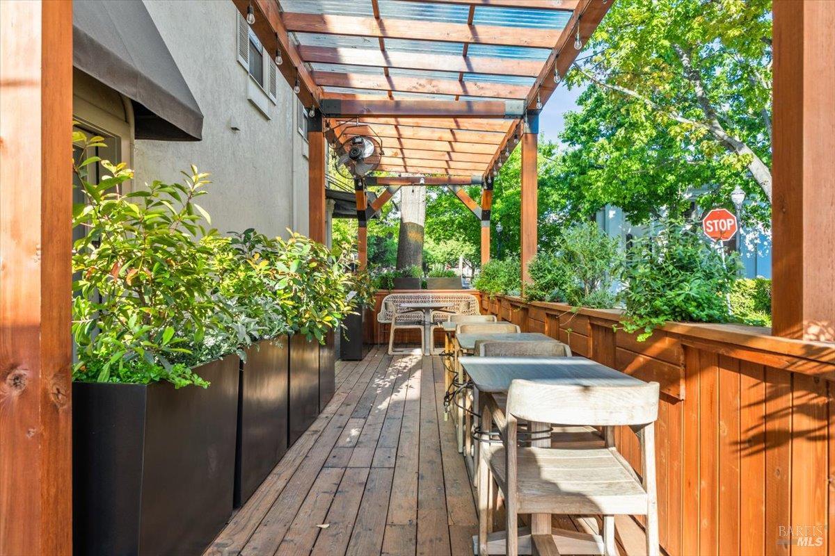 Detail Gallery Image 29 of 56 For 320 Center St, Healdsburg,  CA 95448 - – Beds | – Baths