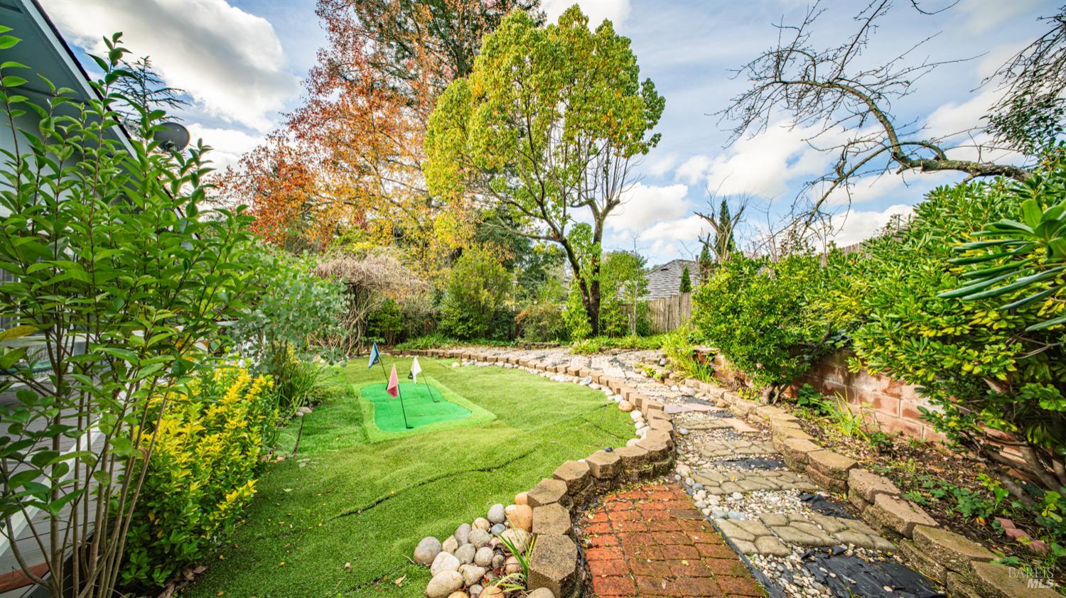 Detail Gallery Image 45 of 51 For 3348 Terra Linda Dr, Santa Rosa,  CA 95404 - 4 Beds | 5 Baths